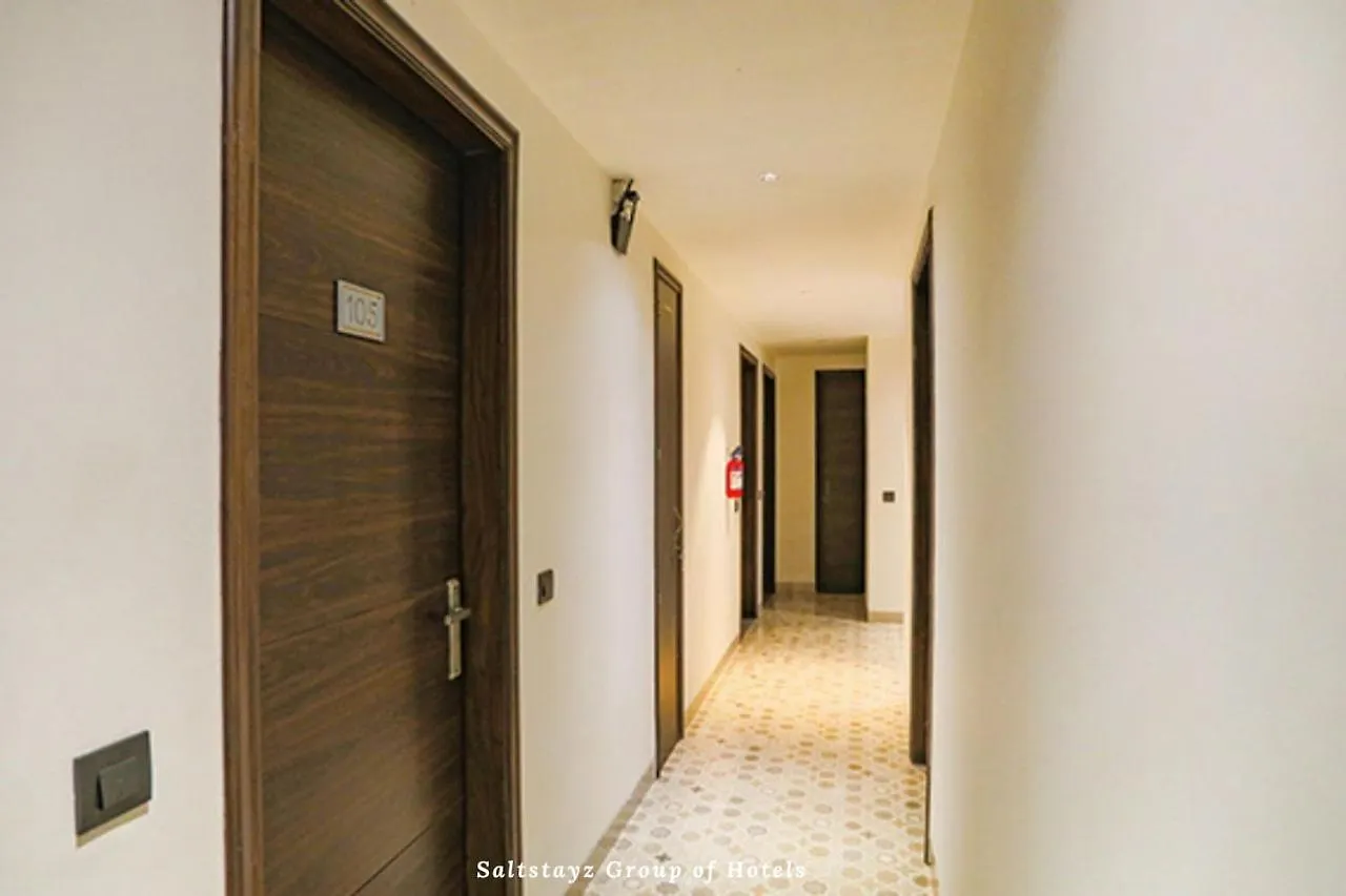 Saltstayz Premier - Cyber Hub Gurgaon Hotel