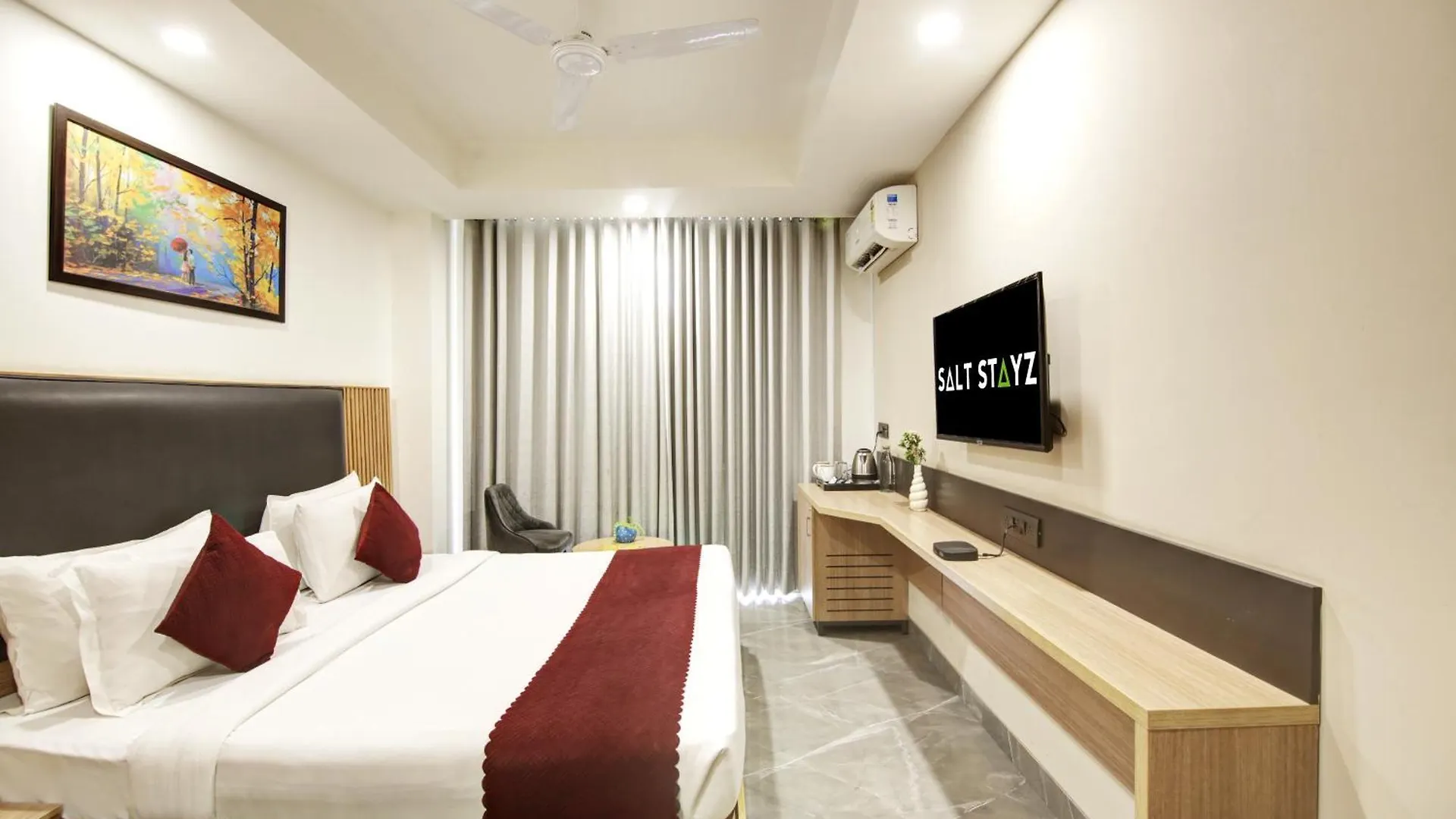 Saltstayz Premier - Cyber Hub Gurgaon Hotel