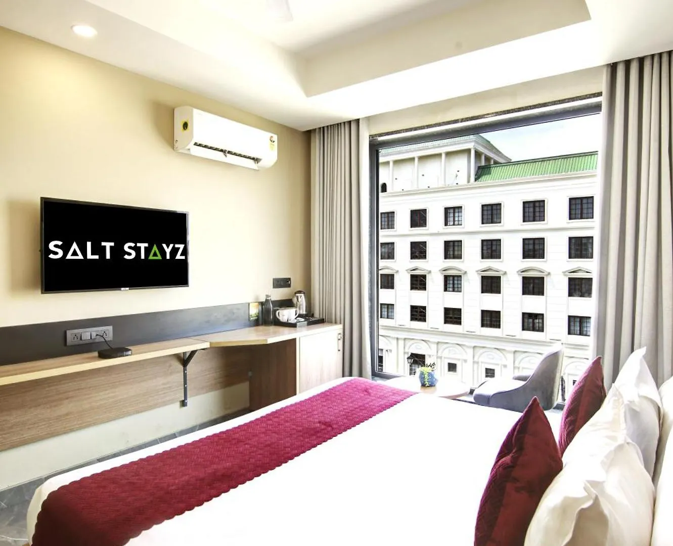 Saltstayz Premier - Cyber Hub Gurgaon